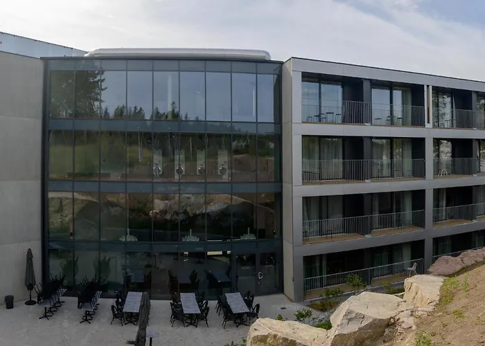 Hoom Home & Hotel Jaerfaella