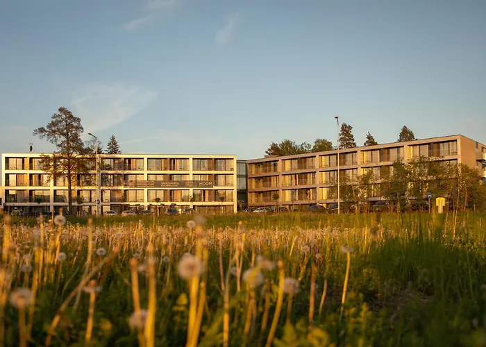 Hoom Home & Hotel Jaerfaella